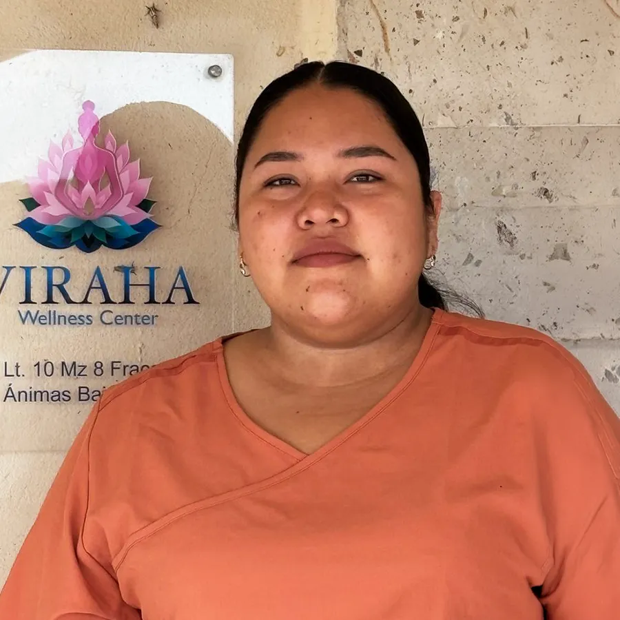 Viraha Wellness Staff member and Licensed Nurse and Obstetrics - Leslie del Carmen L&oacute;pez Cruz